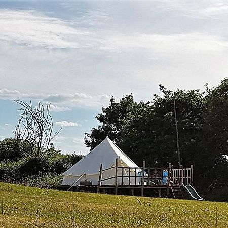 Camping La Petite Houmee Curzay-sur-Vonne エクステリア 写真