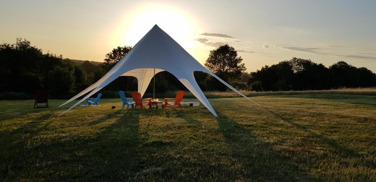 Camping La Petite Houmee Curzay-sur-Vonne エクステリア 写真