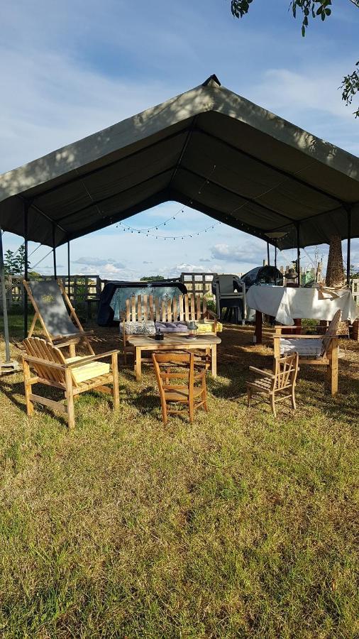 Camping La Petite Houmee Curzay-sur-Vonne エクステリア 写真