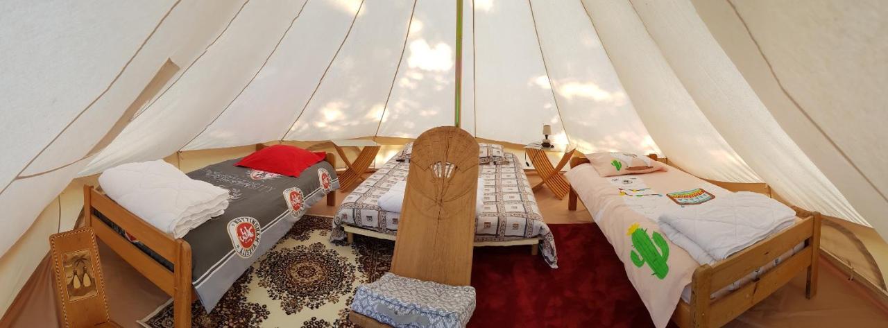 Camping La Petite Houmee Curzay-sur-Vonne エクステリア 写真